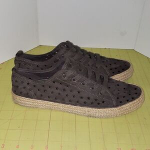 Universal Thread Sneakers 